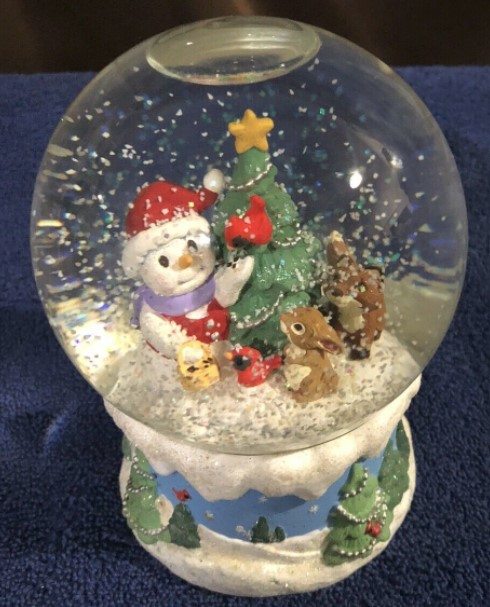 2007 Snow Buddies Snow Globe